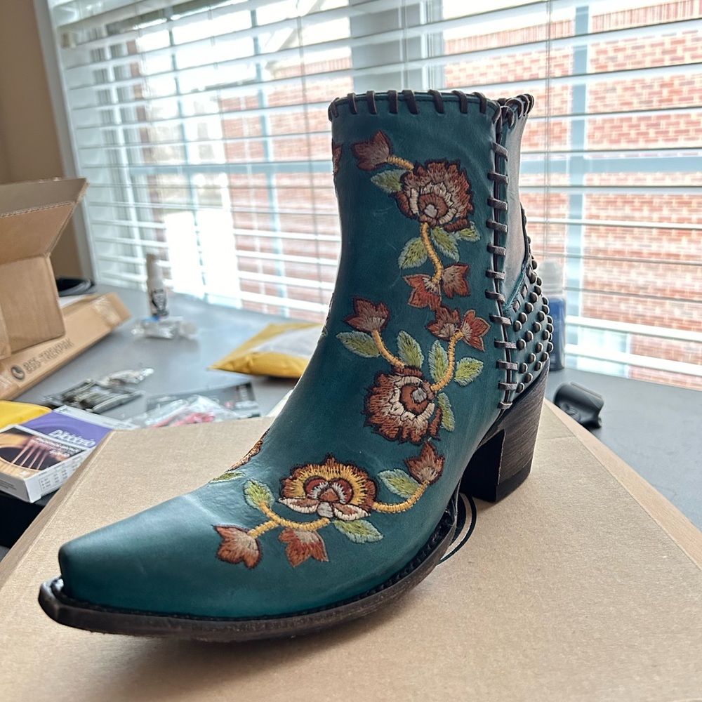Double D Ranch Almost Famous Booties